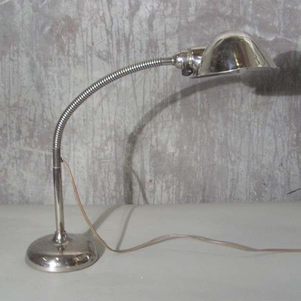 Tischlampe flexibel um 1930.