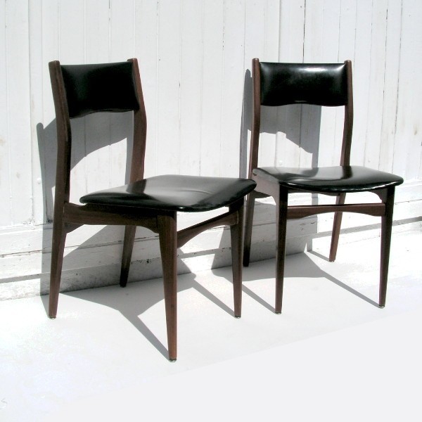 Dos sillas diseño...