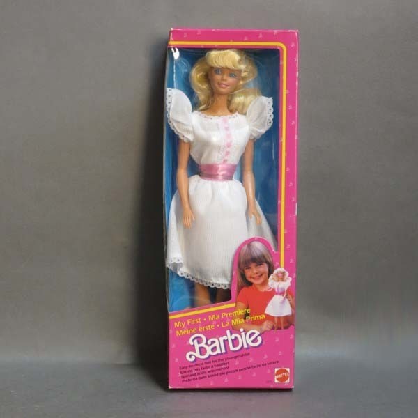 Barbie My First en su caja...