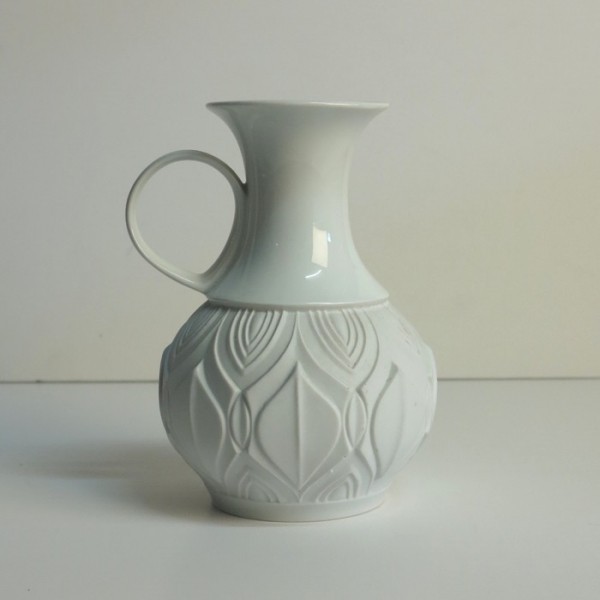 Vintage porcelain vase....