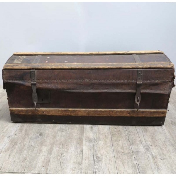 Antique travel trunk. 1850...
