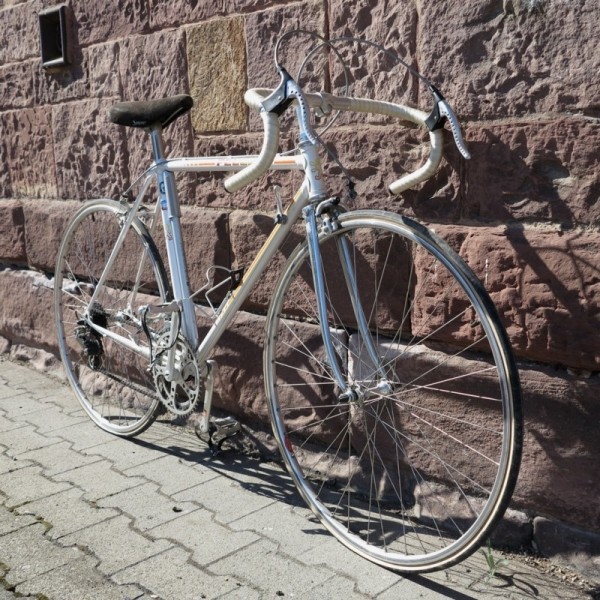Vintage Peugeot bicicleta...