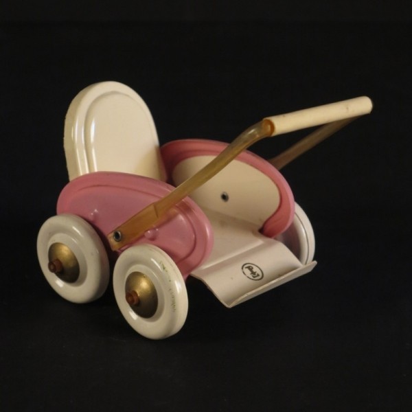 Stroller for dolls. 1940 -...