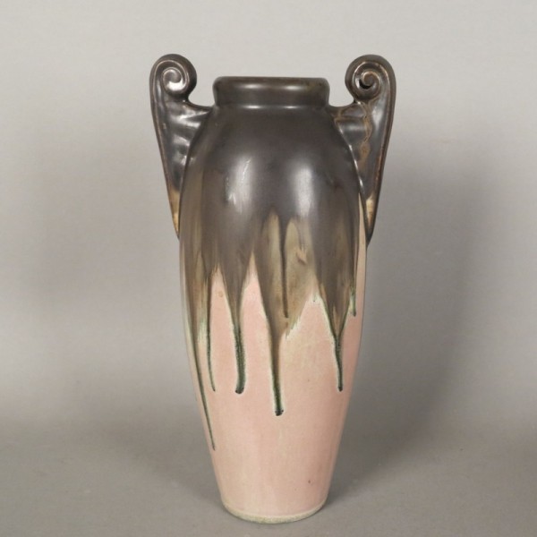 Art Nouveau ceramic vase...