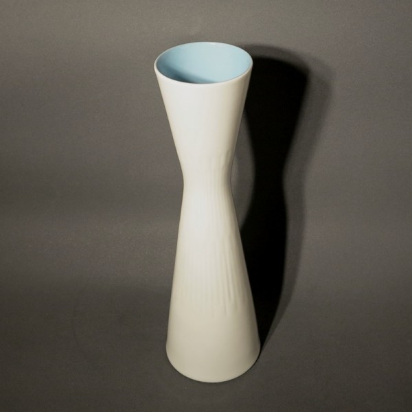 Porcelain vase. Giveaway of...