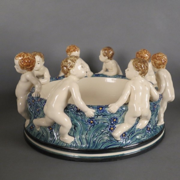 Art Nouveau ceramic bowl...