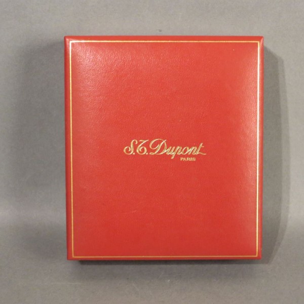 Box for Dupont lighter. 1970 - 1980