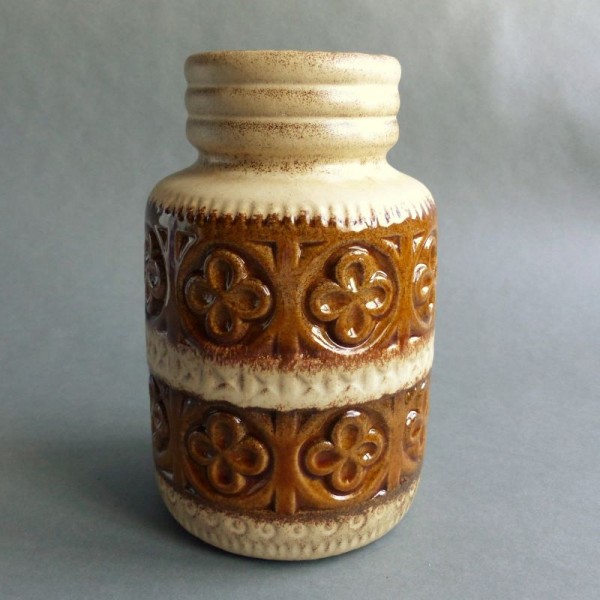 Vintage ceramic vase....