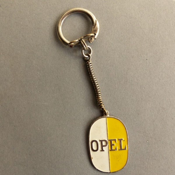 Llavero vintage de Opel....