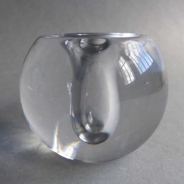 Vintage glass paperweight....