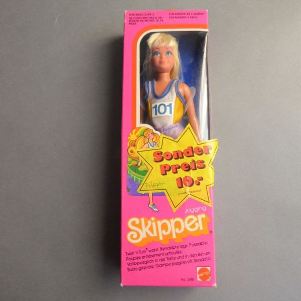 Precintado. Barbie Skipper...