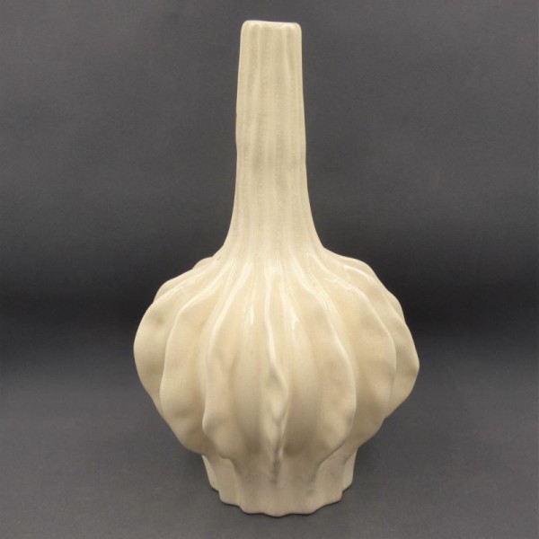 Art Deco ceramic vase....