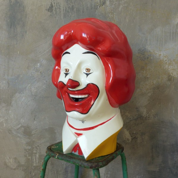 Berühmter Clown "Ronald"...