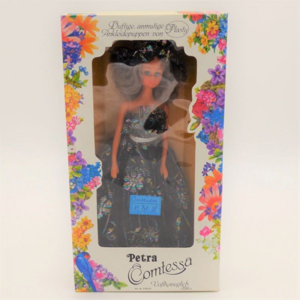 Vintage Petra Comtessa doll...